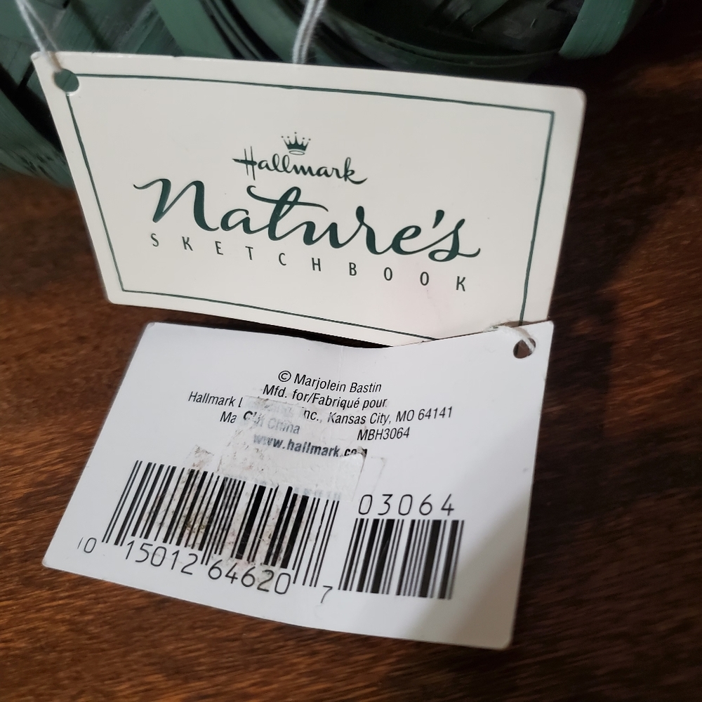 Hallmark Wicker Baskets Set - Picture 7 of 12